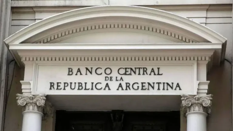 Contrapunto entre el Banco Central y la Auditoría General de la Nación por la ganancia del oro en el exterior
